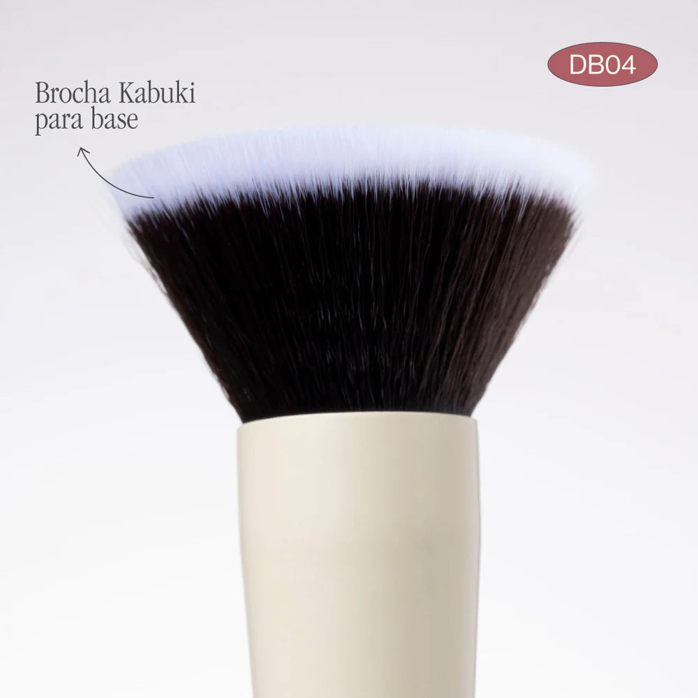 BROCHA ATENEA DUO GLAM DB04 KABUKI Y CORRECTOR